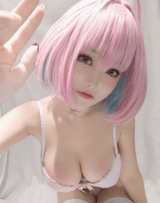 黑女人的逼逼_1080高清电影在线